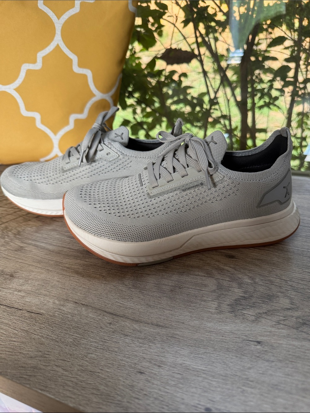 Women’s light gray size 7 waterproof FLUX  shoes